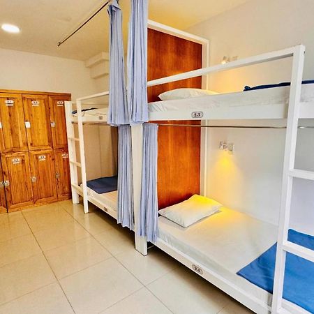 Phan Anh Hotel - Bui Vien Walking Street Ho Chi Minh City Exterior photo